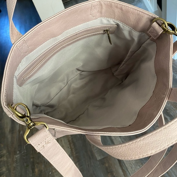 Cross Body Purse - Picture 3 of 7